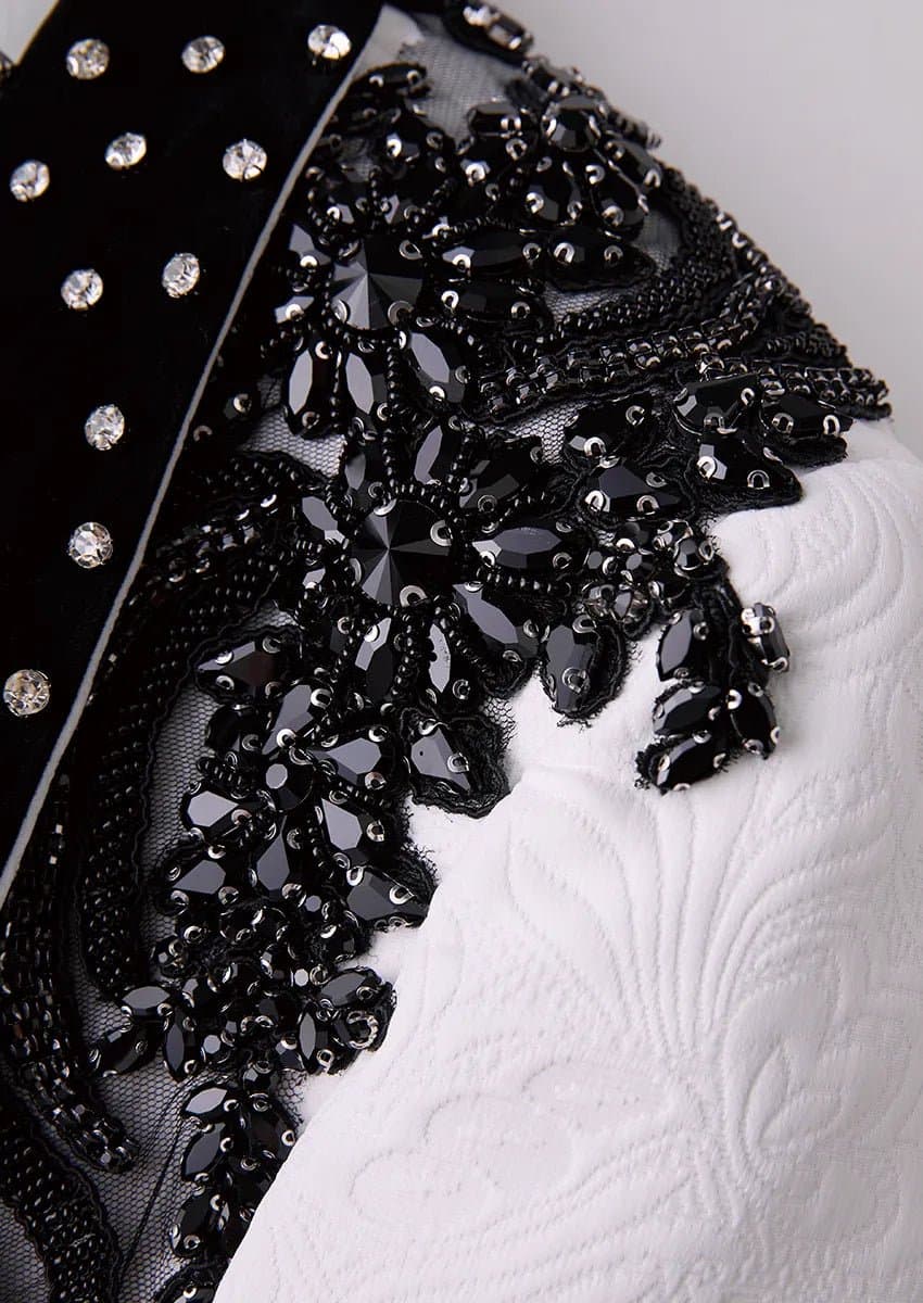 Obsidian Vanguard White Black Wing Beaded Contrast 3-Piece Tuxedo Slim Fit